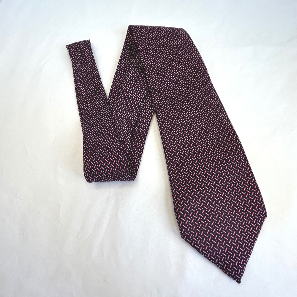 Daniel Cremieux Signature Collection Ltd Edition Silk Necktie Black Pink Pattern